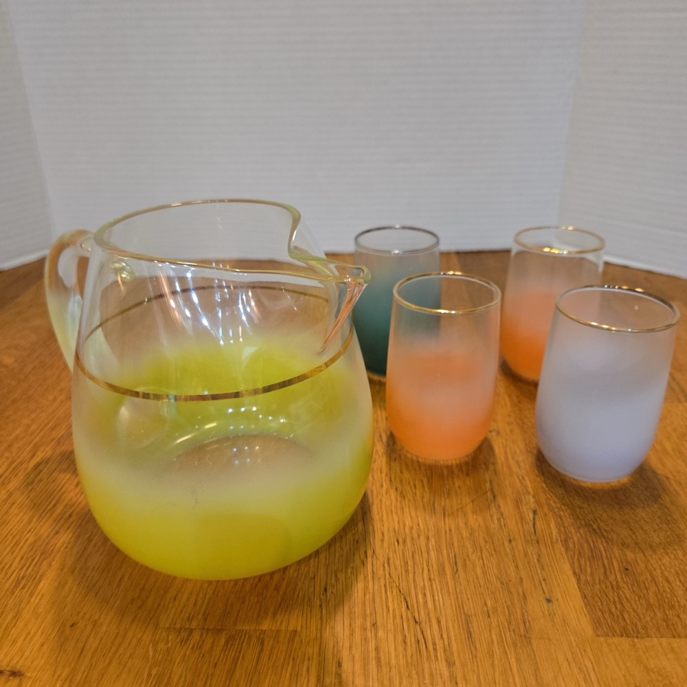 Vintage West Virginia Glass Blendo Glassware Set: Pitcher + 5 Gold Rim Tumblers - Picture 6 of 6